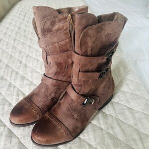 🆕 Liliana Yucca Waxed Suede Clip Buckle Motocyle Riding Boot in Taupe, 11, 🥾✨